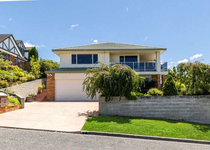  at 76A Churchill Drive, Taradale, Napier, Hawke's Bay