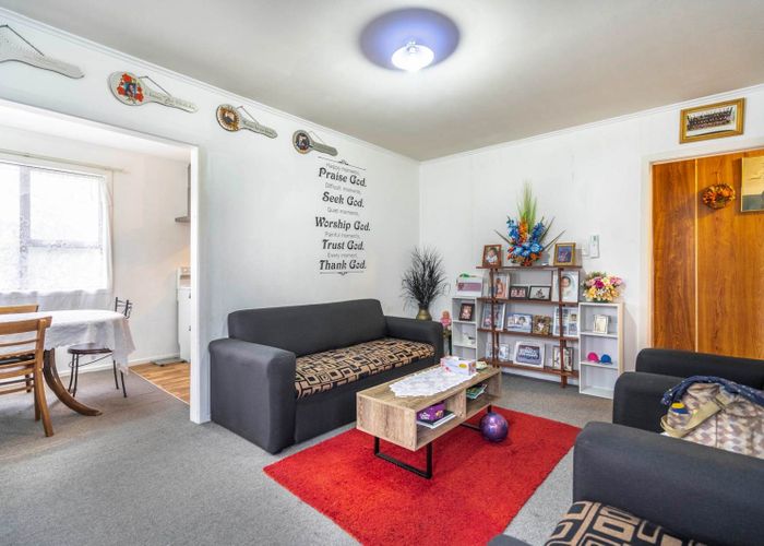  at 22 Laxon Avenue, Otara, Manukau City, Auckland