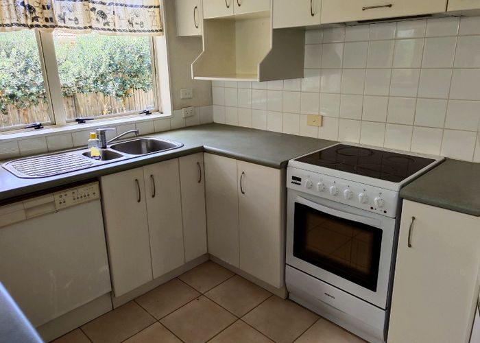  at 2/108 Bob Charles Drive, Golflands, Manukau City, Auckland