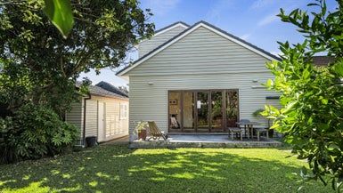  at 131B Vauxhall Road, Narrow Neck, Auckland