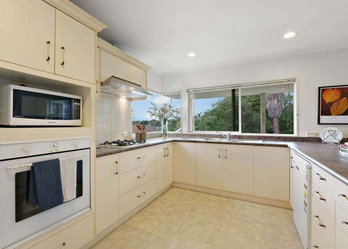  at 22 Westerham Drive, Dannemora, Auckland