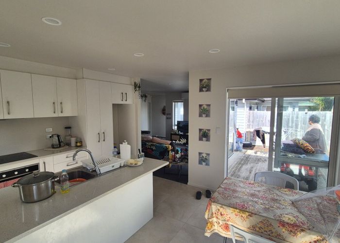  at 52B Greenhaven Avenue, Opaheke, Papakura, Auckland