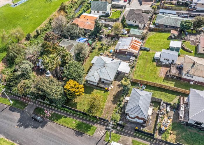  at 4 Kohiwi Road, Manurewa, Manukau City, Auckland