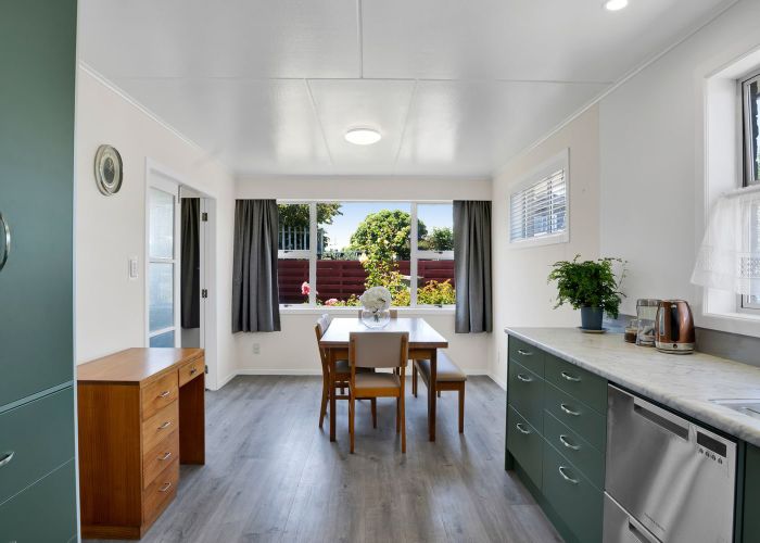  at 54 Murray Avenue, Hawera