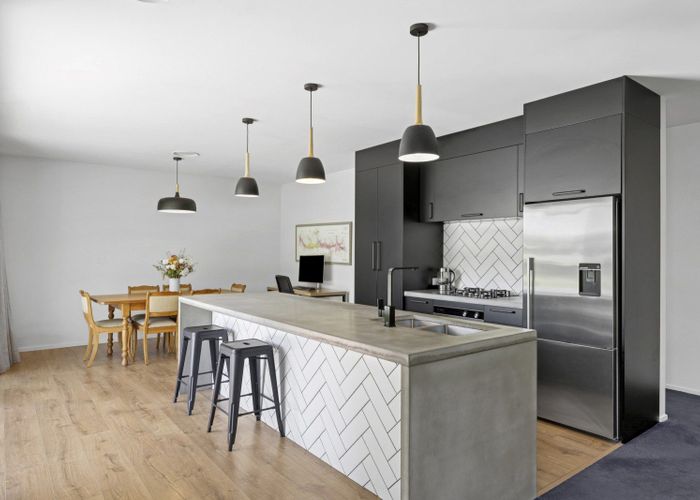  at 20 Sugarloaf Drive, Mount Pisa