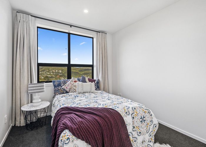  at 4/18A Cathie Place, Karori, Wellington