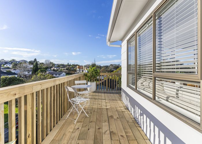  at 39 Cockayne Crescent, Sunnynook, Auckland