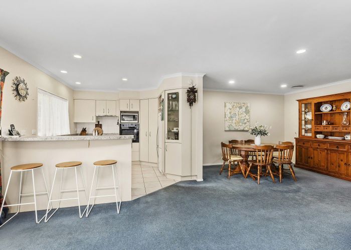  at 139 Woodman Drive, Tawa, Wellington