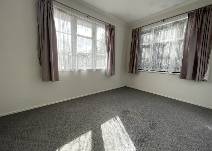  at 67 Seabrook Avenue, New Lynn, Waitakere City, Auckland