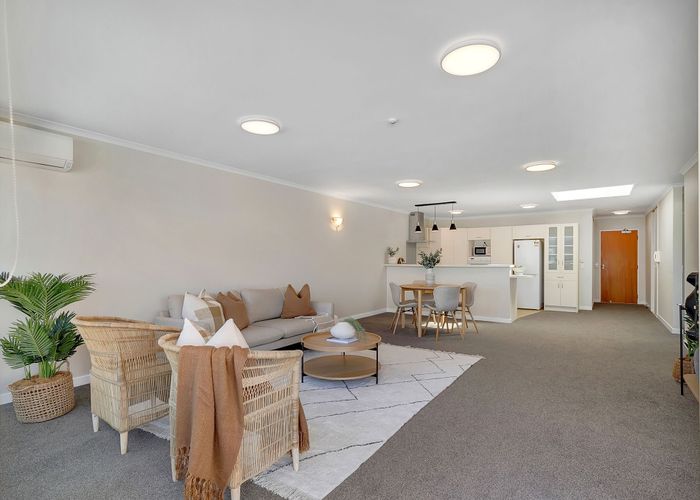  at 18/44 Marine Parade, Paraparaumu Beach, Kapiti Coast, Wellington