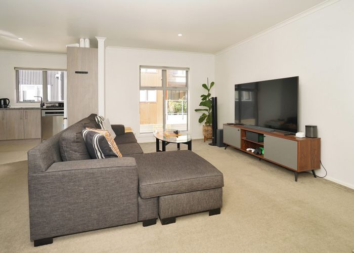  at 2/9 Vialou Street, Hamilton City Central, Hamilton, Waikato