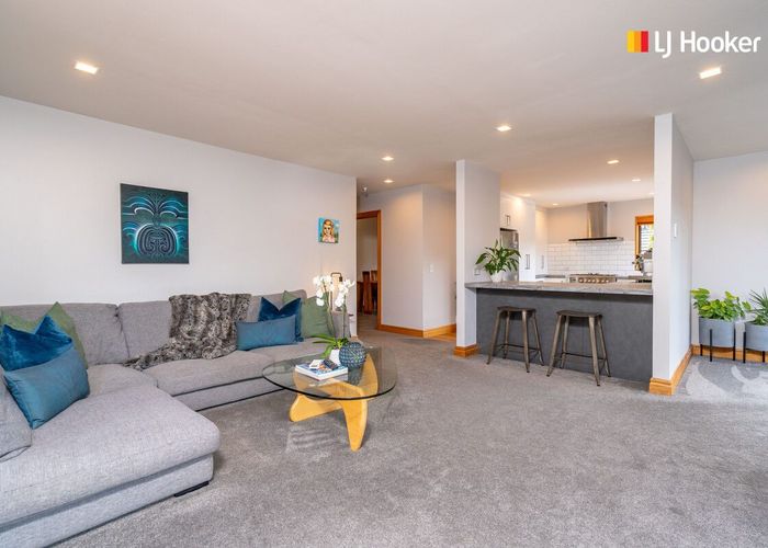  at 5 Garden Place, Glenleith, Dunedin