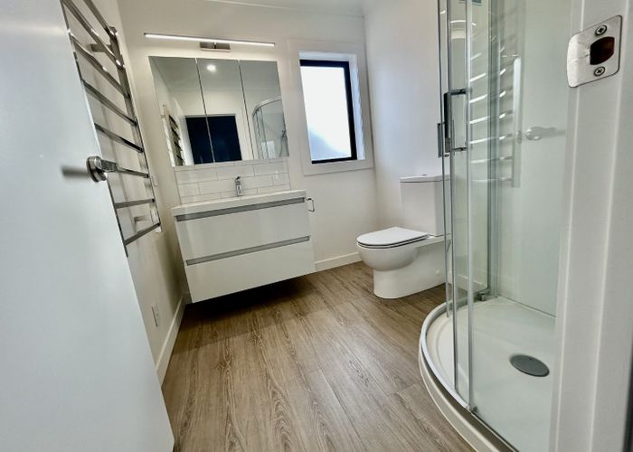  at 40A Kervil Avenue, Te Atatu Peninsula, Waitakere City, Auckland