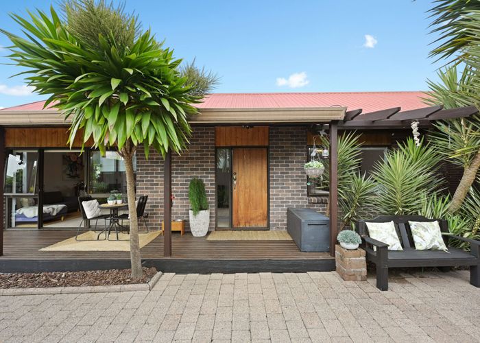  at 9 Masons Avenue, Hamilton East, Hamilton