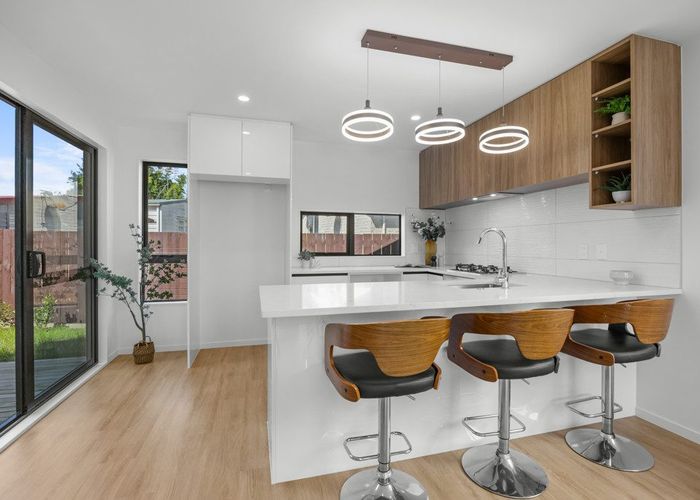  at 9B Tangelo Place, Bucklands Beach, Manukau City, Auckland