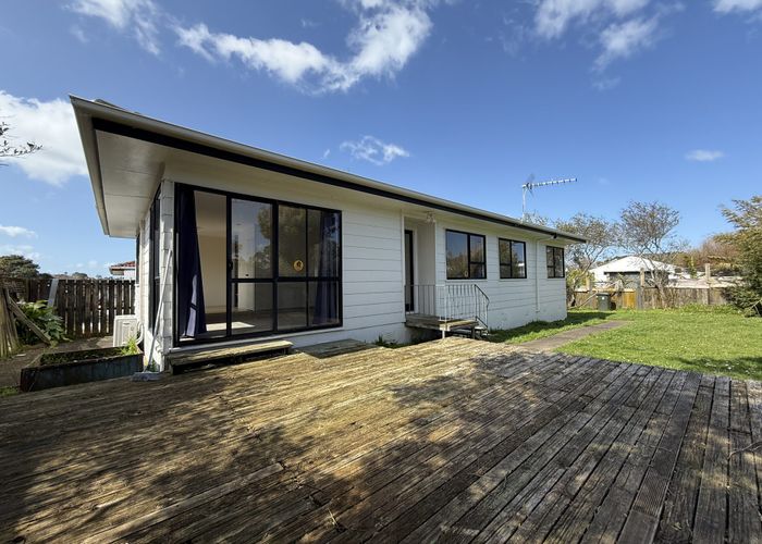  at 9B Halleys Place, Mount Roskill, Auckland City, Auckland