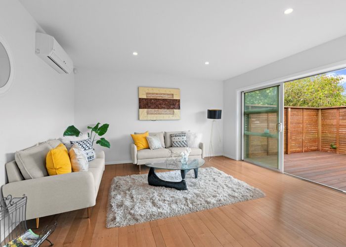  at 1/13 Esmonde Road, Takapuna, Auckland