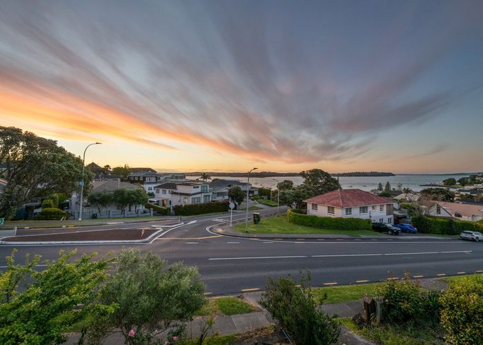  at 2/172 Bucklands Beach Road, Bucklands Beach, Auckland