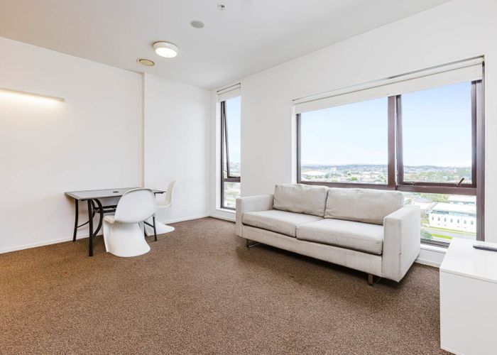  at 1111/17 Putney Way, Manukau, Manukau City, Auckland