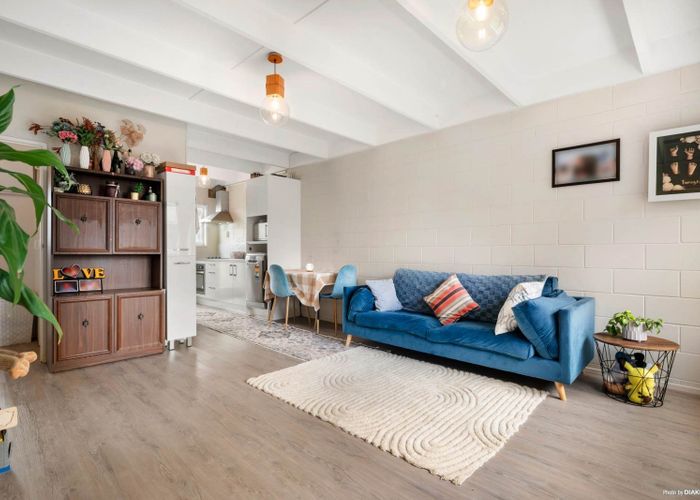  at 5/5 Keeling Road, Henderson, Waitakere City, Auckland