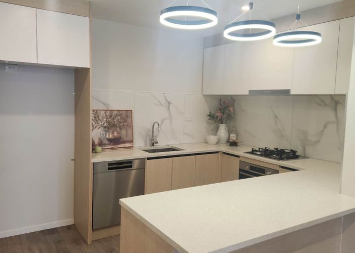  at 4 Harakoa Lane, Mount Roskill, Auckland City, Auckland