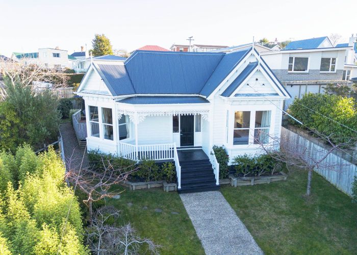  at 8 Leven Street, Roslyn, Dunedin, Otago