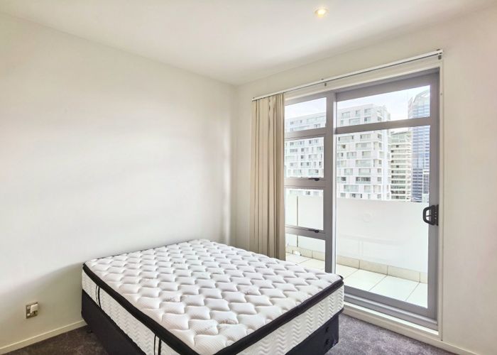  at 14C/32 Eden Crescent, Auckland Central, Auckland