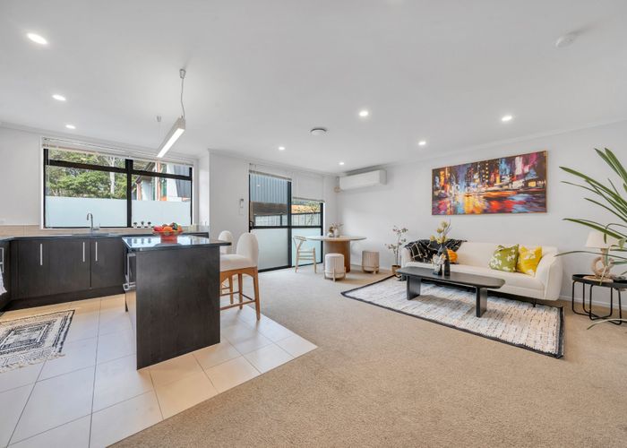 at Unit 17/182 Flat Bush School Road, Flat Bush, Manukau City, Auckland