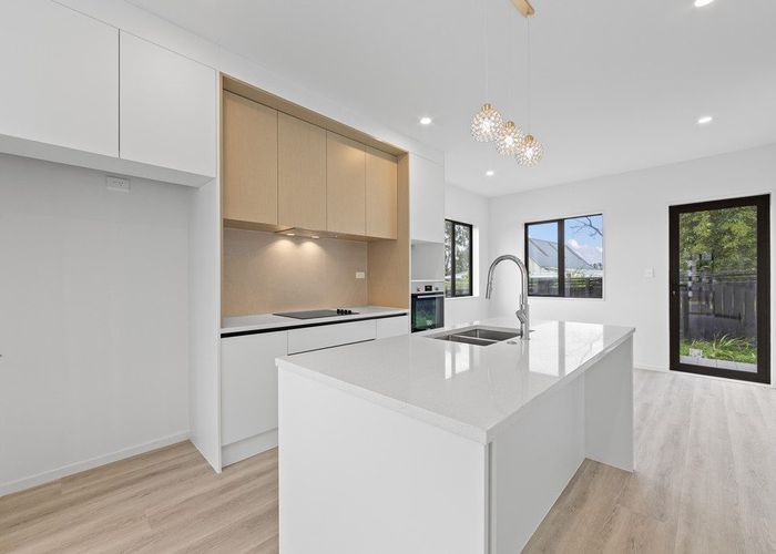  at 31 Whiteywood Street, Westgate, Waitakere City, Auckland