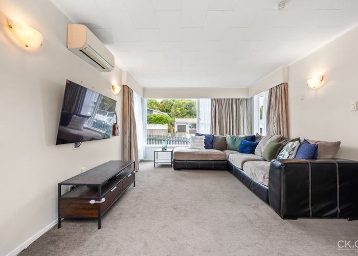  at 67 Waipounamu Drive, Kelson, Lower Hutt, Wellington