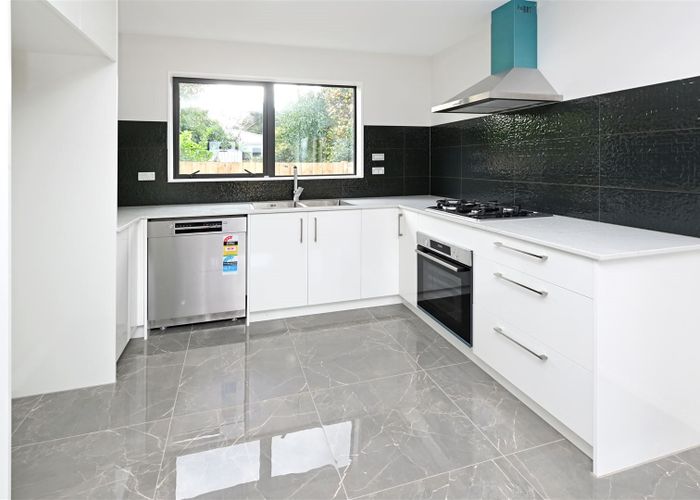  at 37E Cornwall Road, Papatoetoe, Auckland