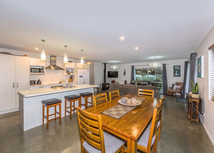  at 871 Krippner Road, Silverdale