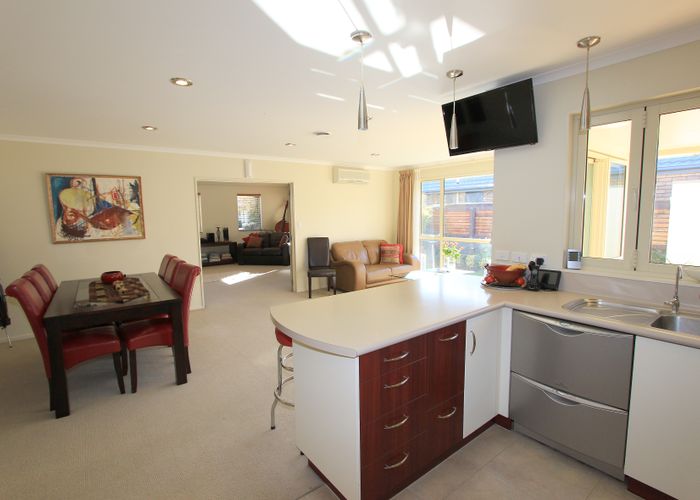  at 20 Magnolia Drive, Springlands, Blenheim