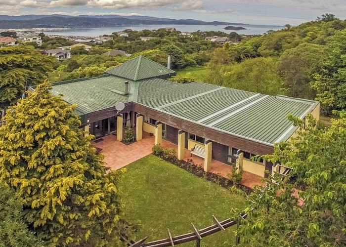  at 49 Maungaraki Road, Korokoro, Lower Hutt
