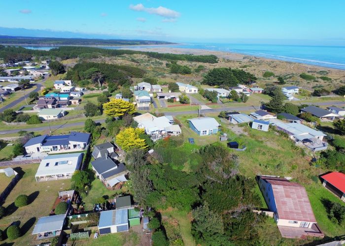  at 9 Mack Street, Foxton Beach, Foxton