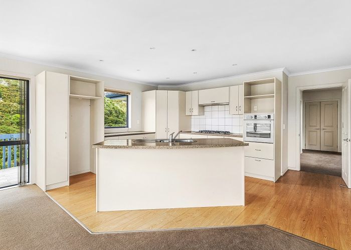  at 17 Endeavour Drive, Whitby, Porirua