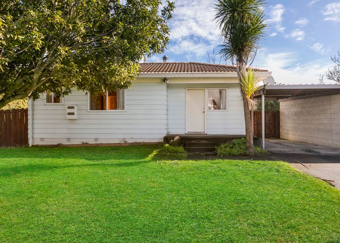  at 2/36 Taitimu Drive, Weymouth, Auckland