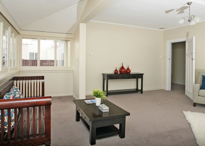  at 143 Rongotai Road, Kilbirnie, Wellington