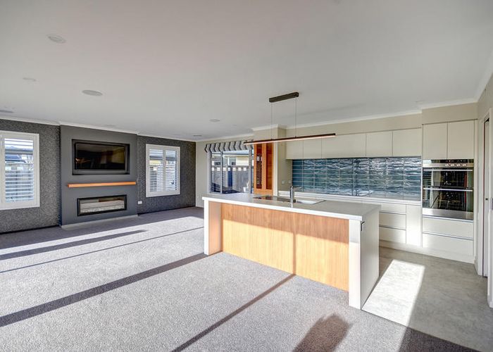 Free property data for 11 Carnoustie Lane, Mosgiel homes.co.nz