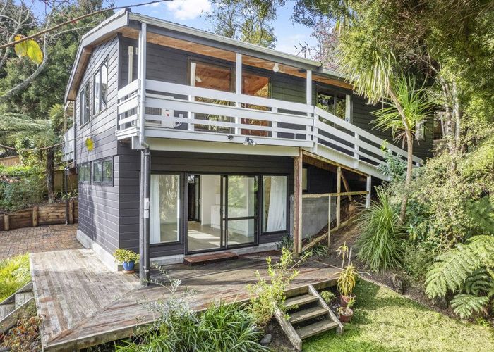  at 99 Wirihana Road, Titirangi, Auckland