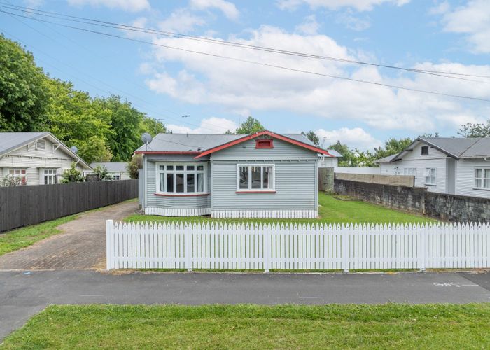  at 19 Piako Road, Claudelands, Hamilton