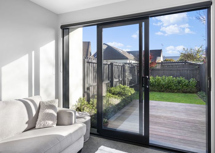  at 8/27 Bartlett Street, Riccarton, Christchurch City, Canterbury