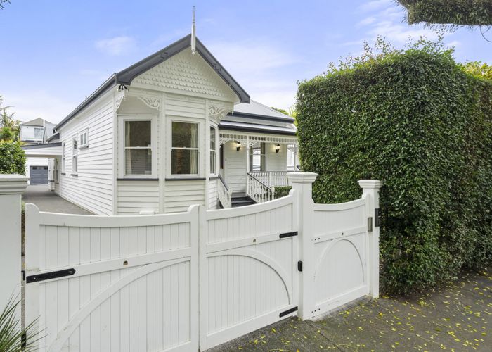  at 21 Reimers Avenue, Mount Eden, Auckland