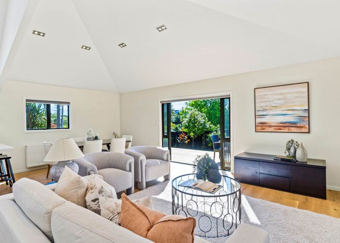  at 1/16 Waiake Street, Torbay, North Shore City, Auckland