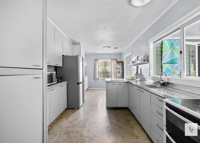  at 4 Bolina Crescent, Pakuranga, Manukau City, Auckland