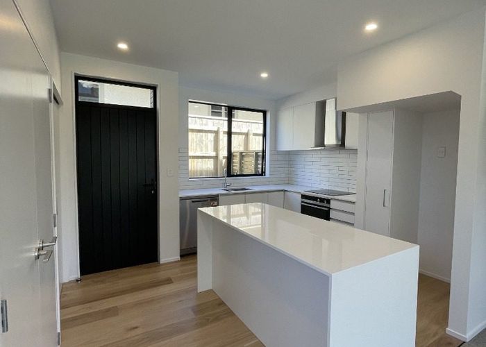  at 2/13 Fancourt Street, Karori, Wellington, Wellington