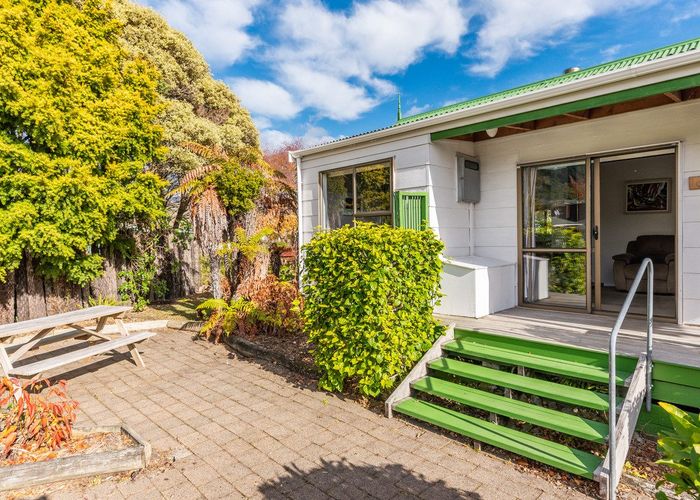  at 4 David Street, Waikanae