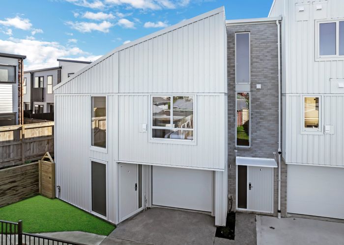  at 2F Marion Avenue, Mount Roskill, Auckland City, Auckland