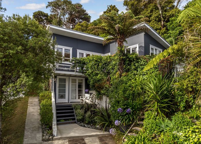 Free property data for 207 Wade River Road, Wade Heads, Whangaparaoa
