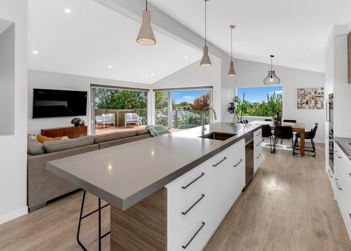  at 11 Shelly Bay Road, Beachlands, Auckland
